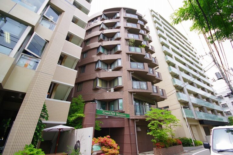 グランパーク代々木公園　外観 (1)